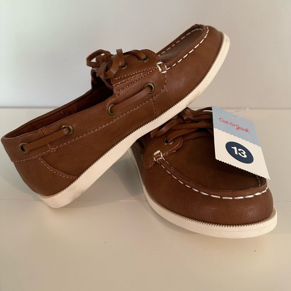 Cat & Jack Boy’s Dress Loafers Shoes Size 13